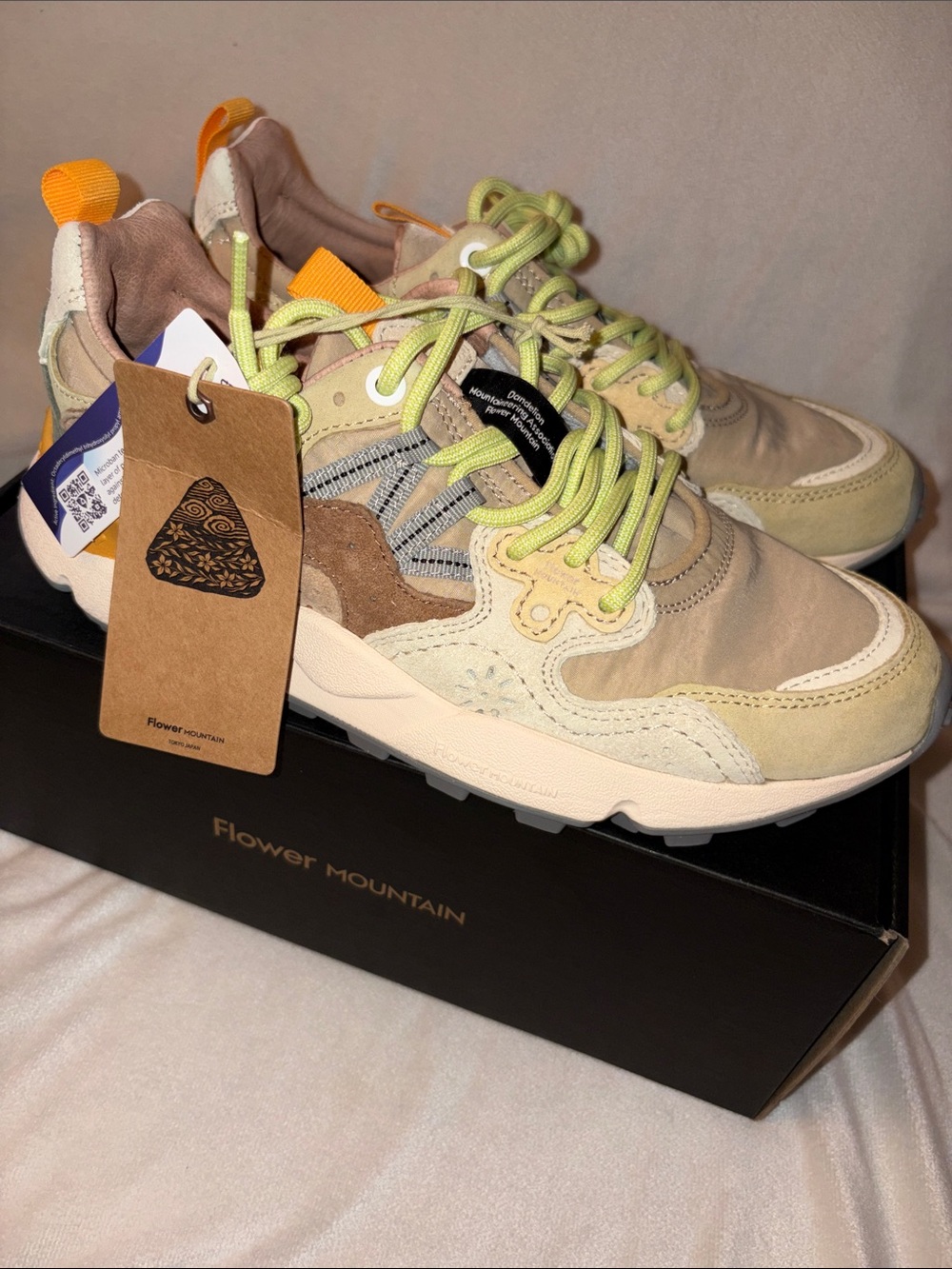 NWT Flower Mountain Yamano 3 Sneaker in Beige / Yellow - Picture 10 of 16